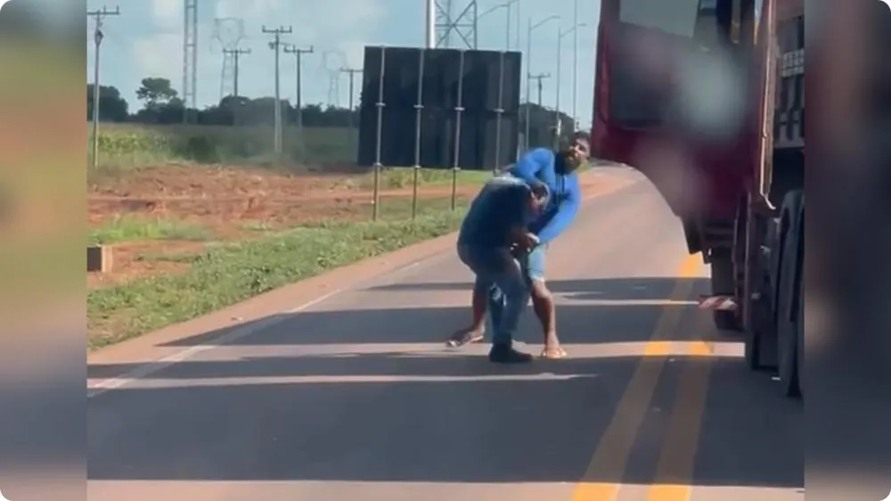 Motorista de caminhão é nocauteado após iniciar briga de trânsito na BR-163, em Mato Grosso