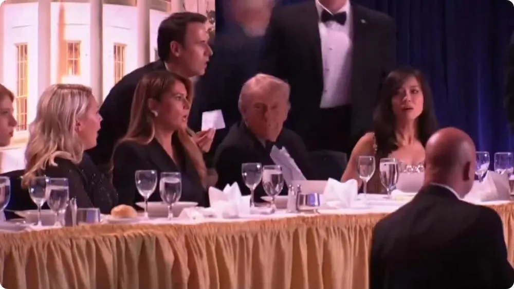 Donald Trump é retirado de jantar da Casa Branca pelo Serviço Secreto após barulhos de tiros